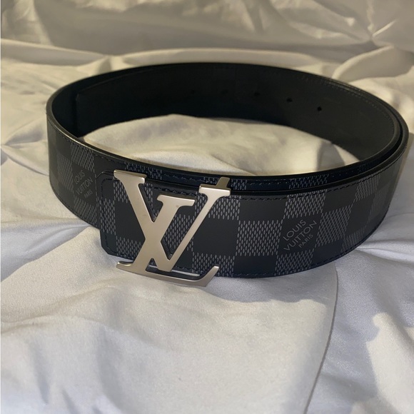 New (with original packaging) Mens Louis Vuitton belt with receipt - Picture 3 of 5